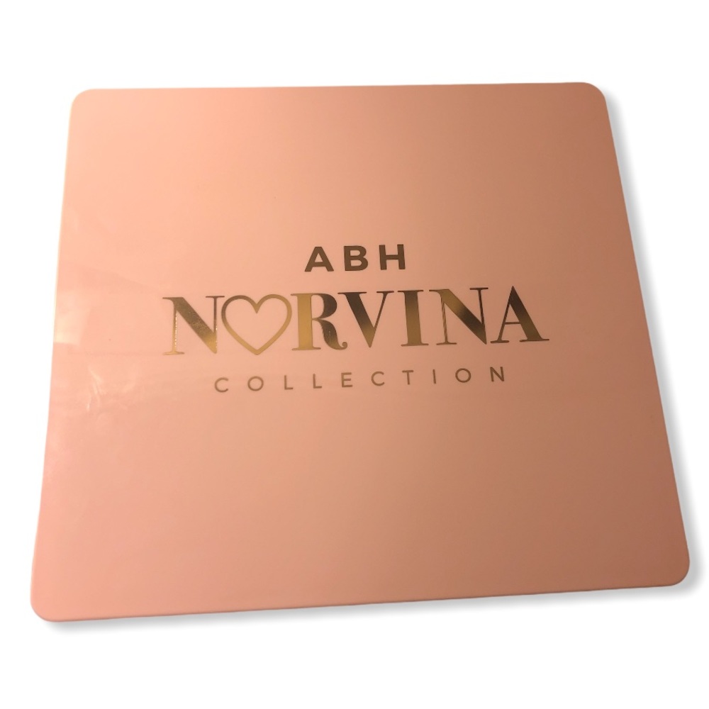 • Anastasia Beverly Hills Norvina Palette •